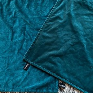 Set of 2 Velvet 18” square throw pillow cases